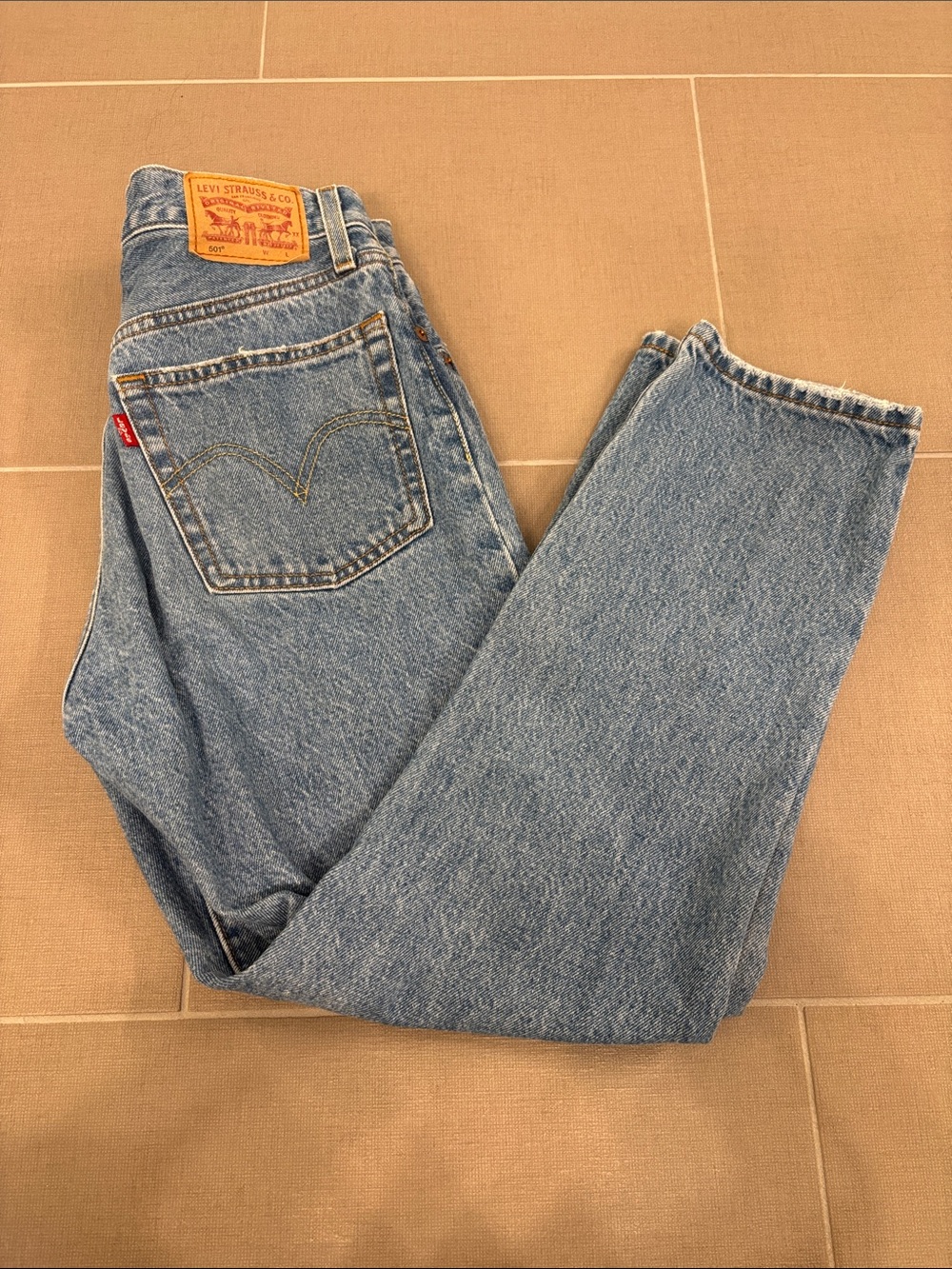 Levi's Women’s Light Blue Relaxed Fit Jeans